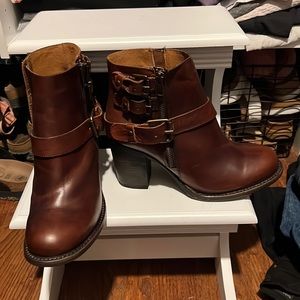 FreeBird Rolo Bootie size 9
